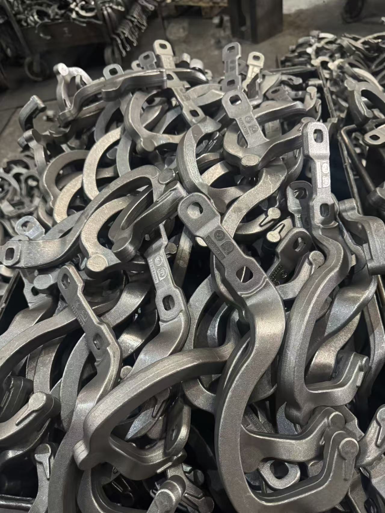 Rodas de guindastes rolantes forjadas | Análise do processo de forjamento das ligas de aço 35CrMo e 40Cr